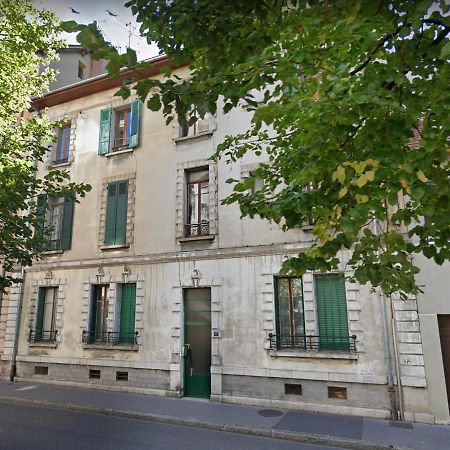 Studio Sous Les Toits Annecy Centre-Ville エクステリア 写真