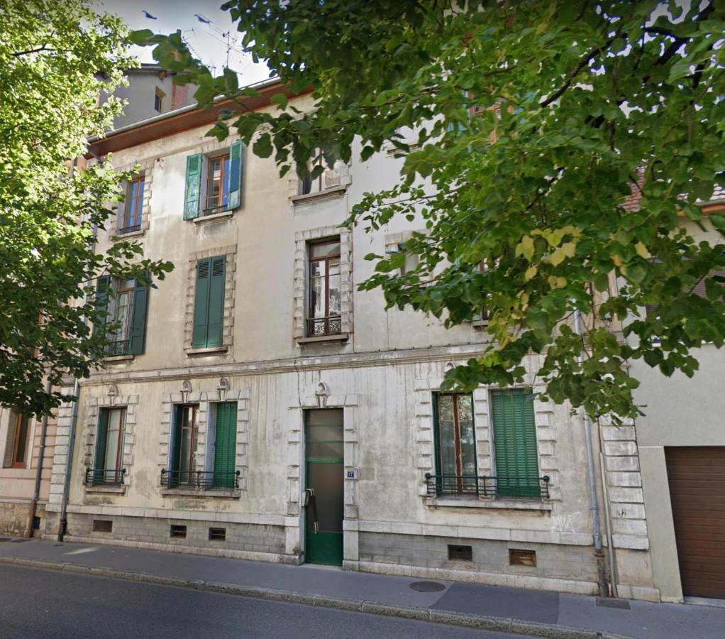 Studio Sous Les Toits Annecy Centre-Ville エクステリア 写真